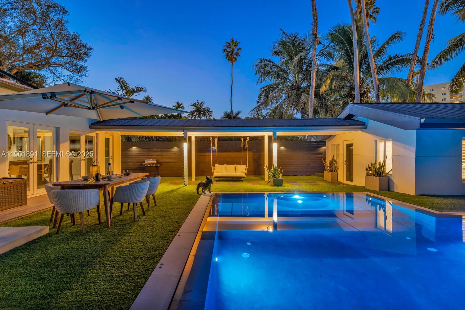 miami deniz manzarali villa